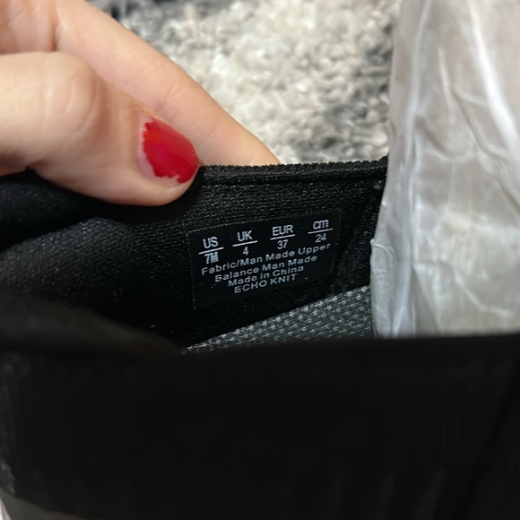 Echo Knit Slip On Sneaker - Picture 9 of 9